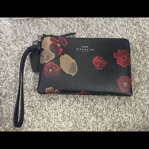 Coach Halftone Floral Print Corner Zip Wristlet